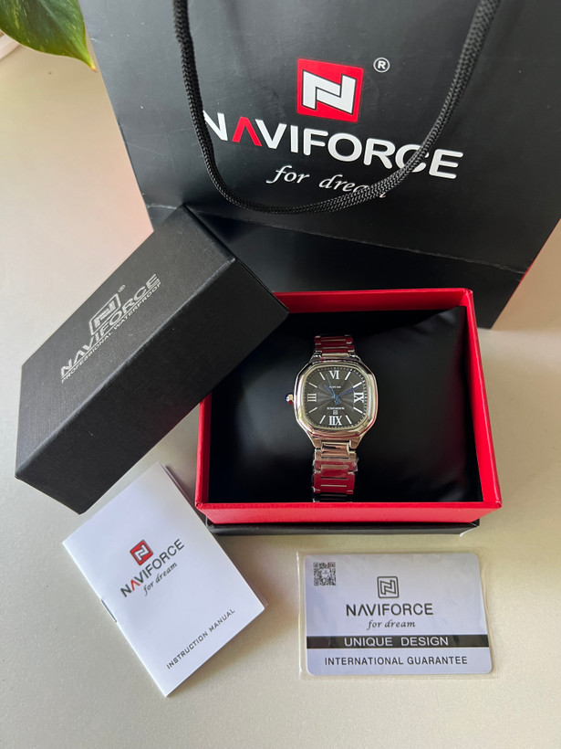 ساعت مچی زنانه اورجینال نیوی فورس سیلور Naviforce گارانتی