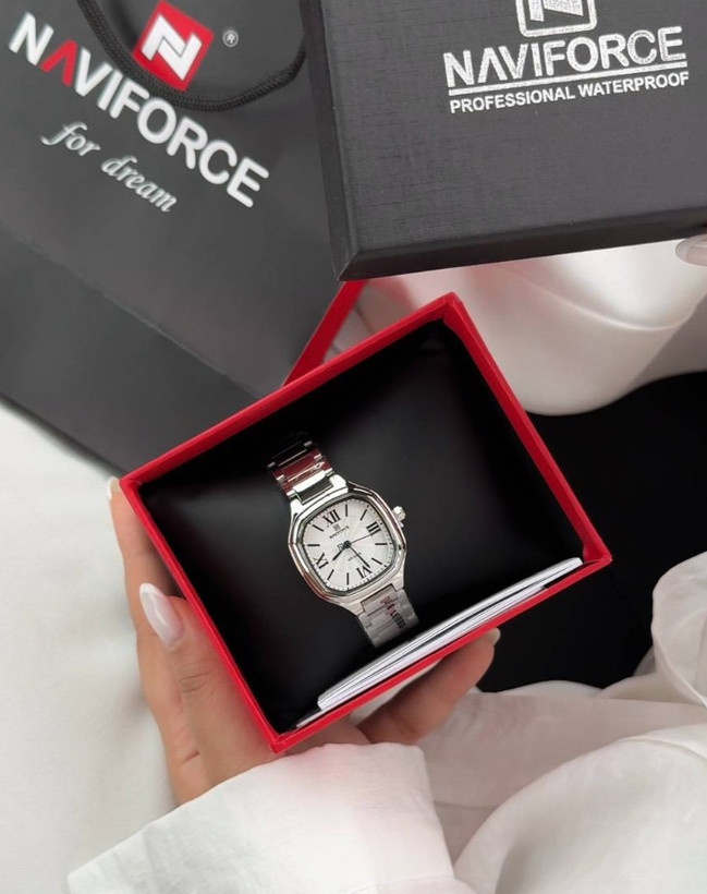 ساعت مچی زنانه اورجینال نیوی فورس سیلور Naviforce گارانتی