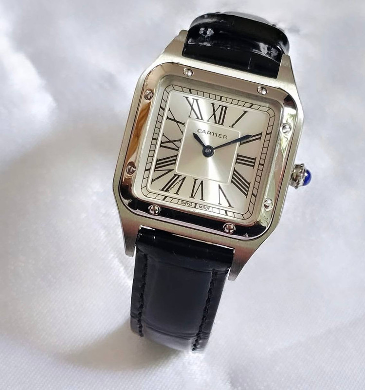 ساعت مچی مردانه کارتیه بند چرم سانتوس دومونت گارانتی cartier