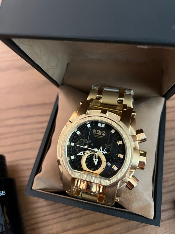 ساعت مچی مردانه اینویکتا INVICTA Bolt Zeus با گارانتی