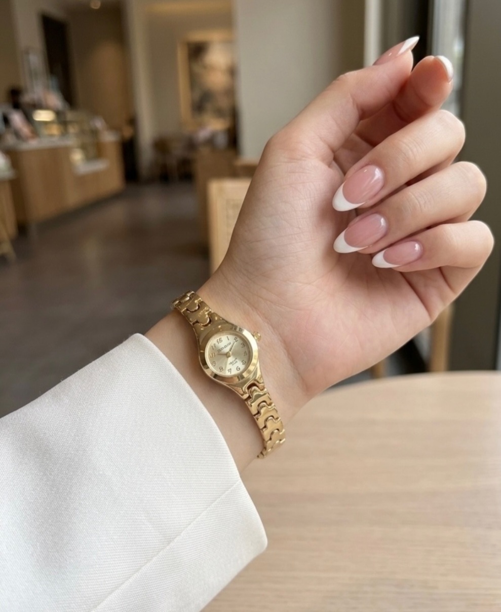 ساعت مچی زنانه مینیمال گلد