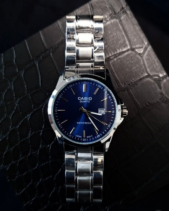 ساعت مچی مردانه کاسیو نقره ای صفحه آبی کلاسیک با ضمانت casio