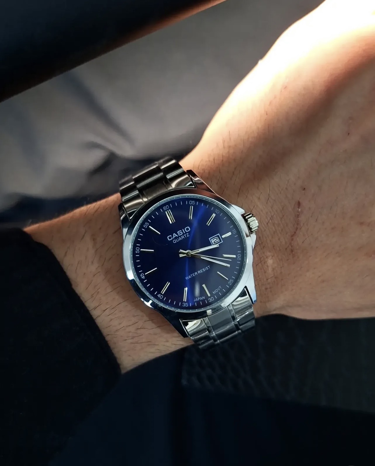 ساعت مچی مردانه کاسیو نقره ای صفحه آبی کلاسیک با ضمانت casio