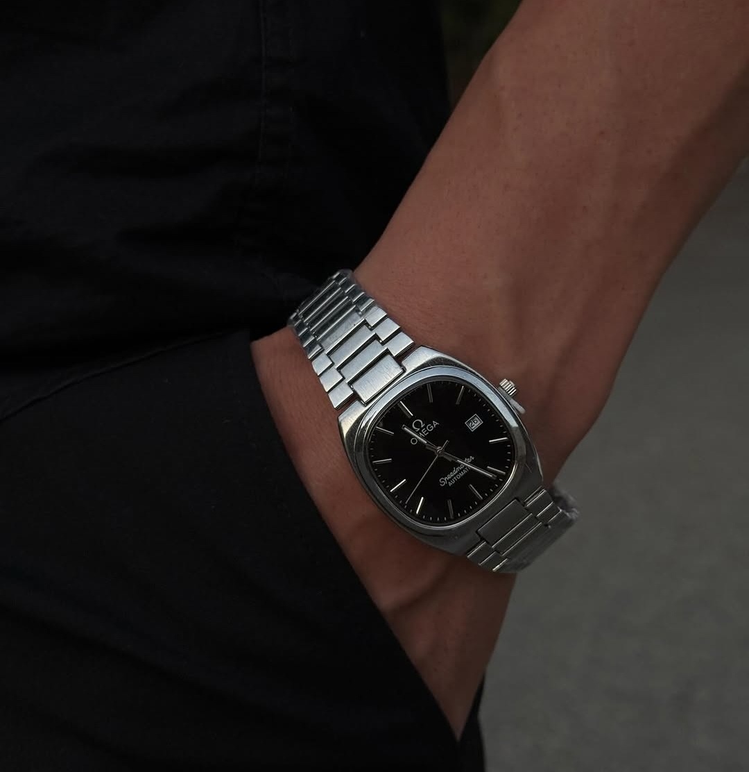 ساعت مچی امگا مردانه سیلور صفحه مشکی با گارانتی Omega